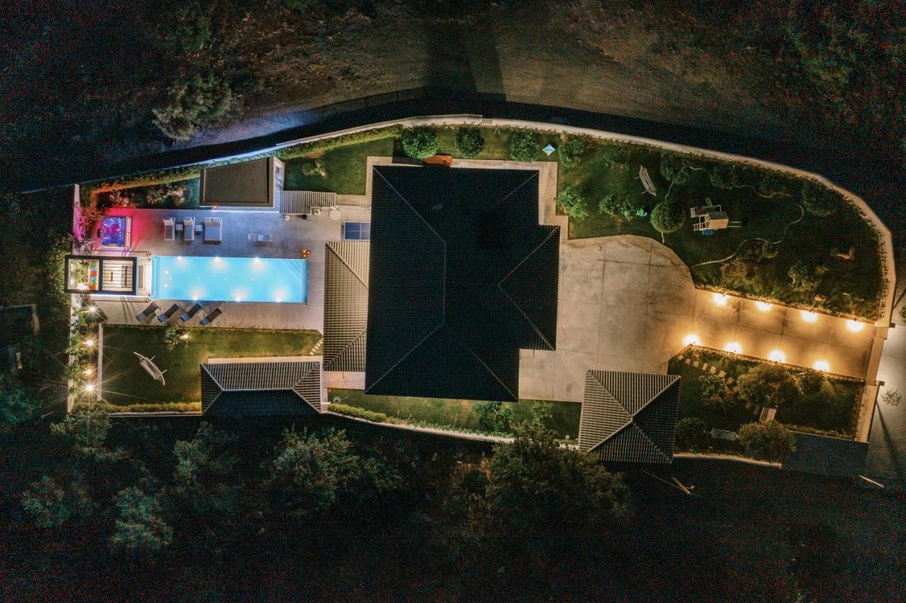 M Mansion Villa Pefki Exteriör bild